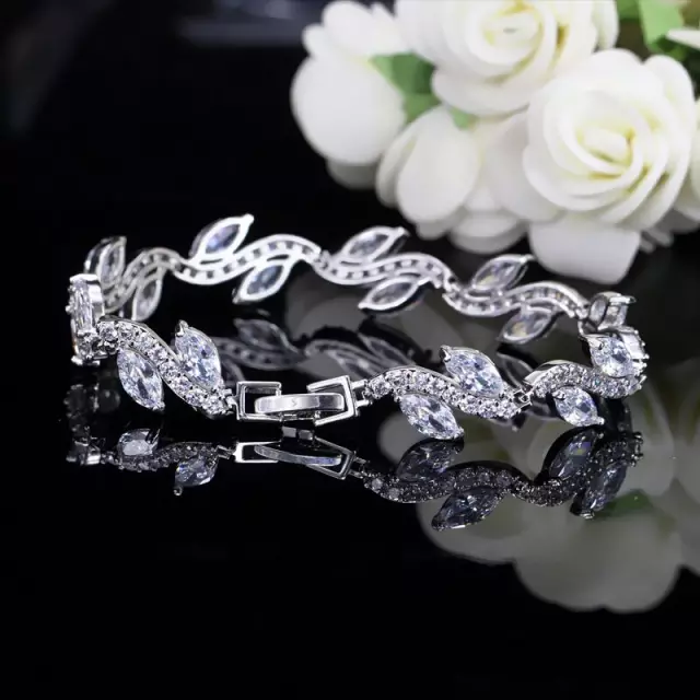 Shiny Diamond Leaves 925 Silver Bracelet